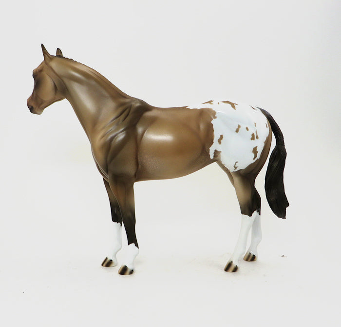 ISH MODEL HORSE