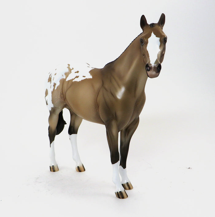 APPALOOSA  MODEL HORSE