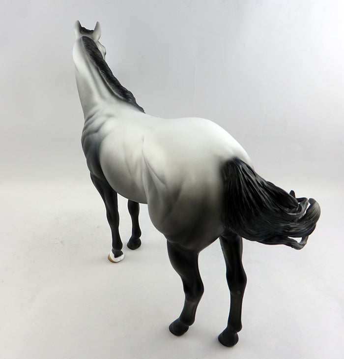 GUNTHER-OOAK DAPPLE GREY ISH MODEL HORSE 1/13