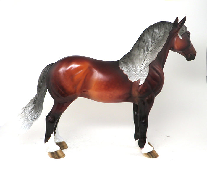 ZUMBA - OOAK SILVER DAPPLE BAY STANDING DRAFTER - 10/23