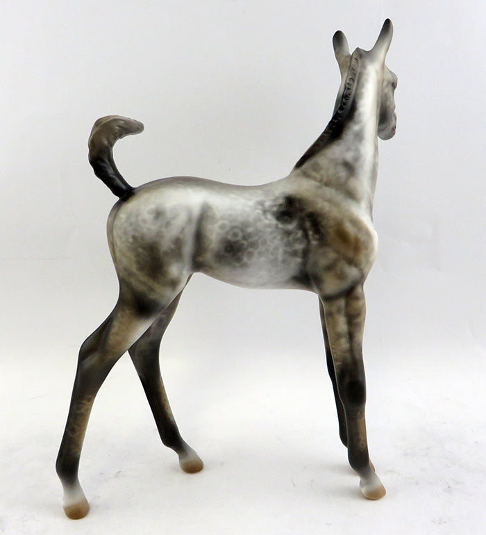 SHOW YOUR GUNZ-OOAK CHESTNUT FOAL MODEL HORSE 1/13