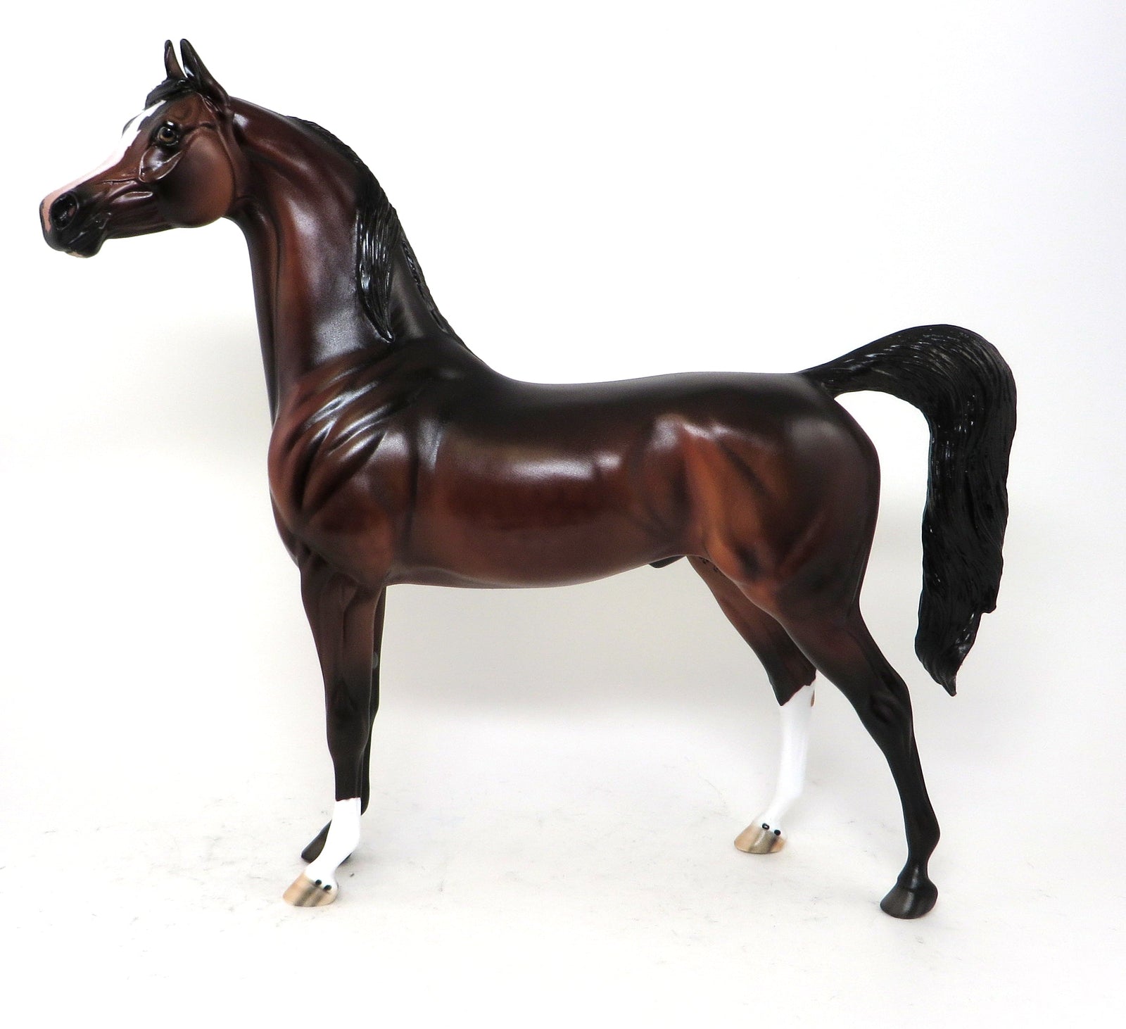 ARABIAN MODEL HORSE