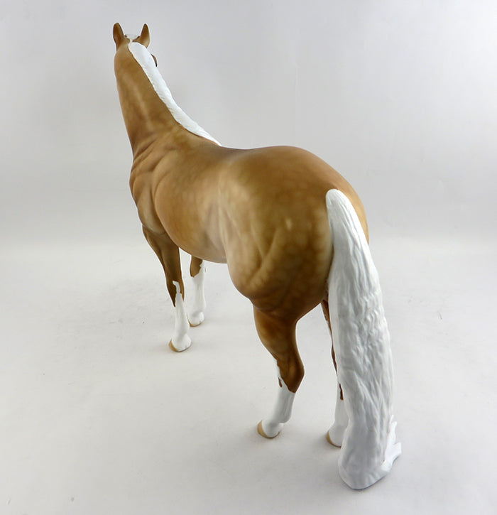 CHEX MIX-OOAK DAPPLE PALOMINO ISH MODEL HORSE BY DAWN QUICK 1/13