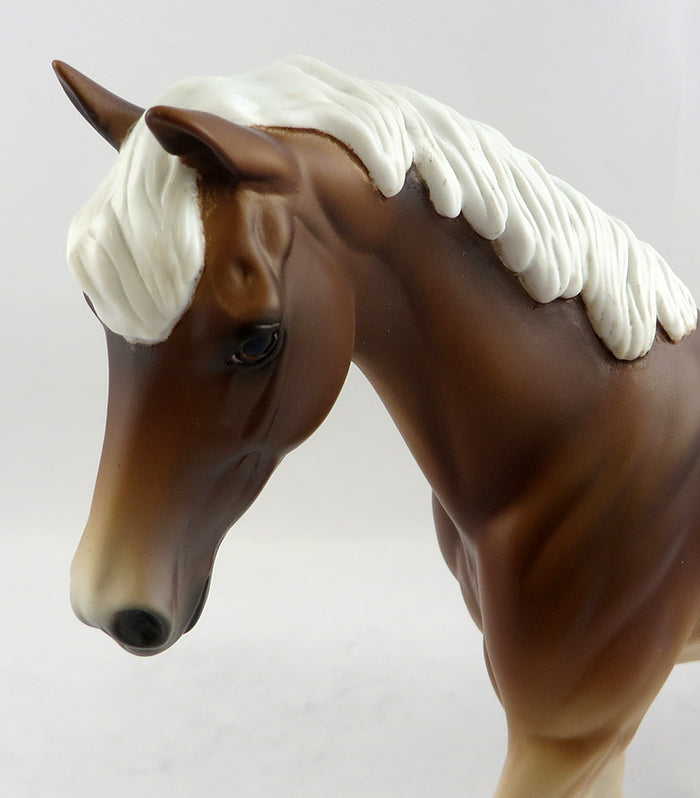 DAVIS-OOAK PALOMINO PONY MODEL HORSE 1/17