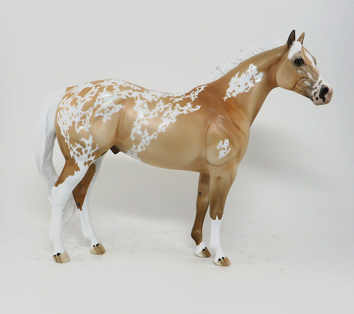 AZTEC EAGLE - OOAK PALOMINO ISH MODEL HORSE - 10/23
