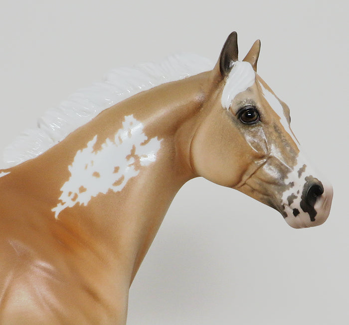AZTEC EAGLE - OOAK PALOMINO ISH MODEL HORSE - 10/23