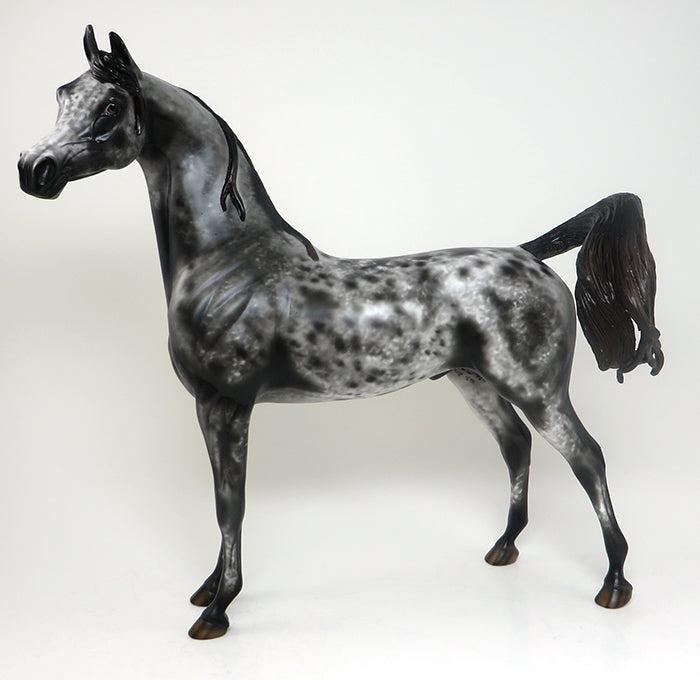 13 moons arabian model horses 