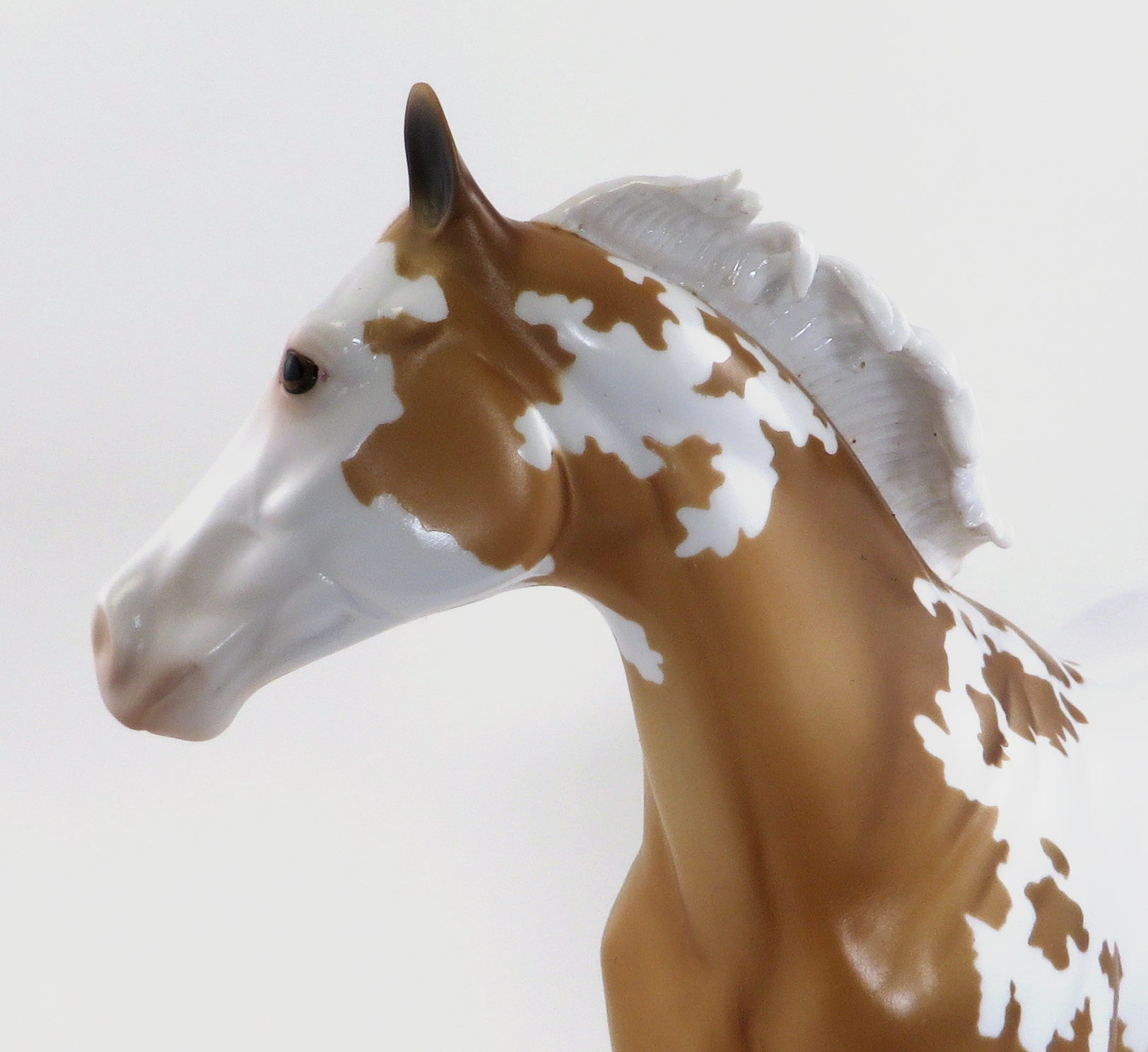 ONE GUN SHINER - OOAK PALOMINO PAINT MODEL HORSE - 10/23