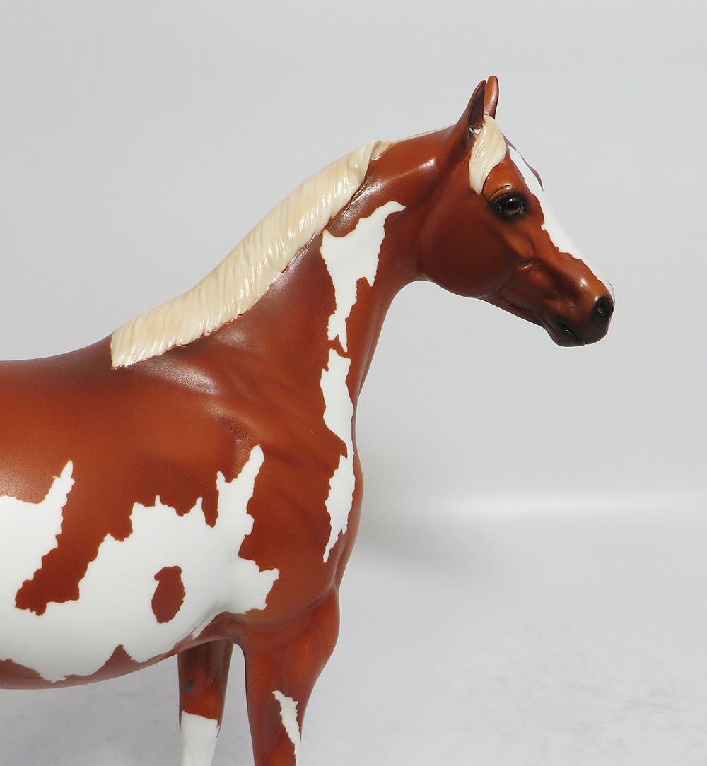 ONE MORE TIME-OOAK SORREL OVERO ISH MODEL HORSE EQUINE AFFAIRE 2018