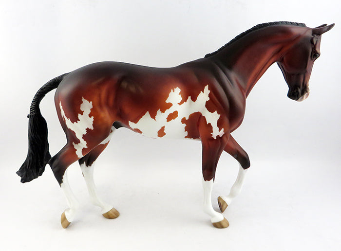 MALIBU-OOAK DAPPLE BAY PAINT THOROUGHBRED MODEL HORSE 1/19