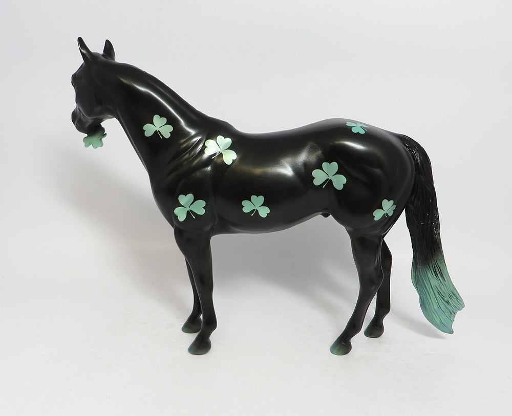 GREENLEE-OOAK BLACK ST PATTYS DAY DECORATOR ISH MODEL HORSE SUPER BOWL SALE 2018