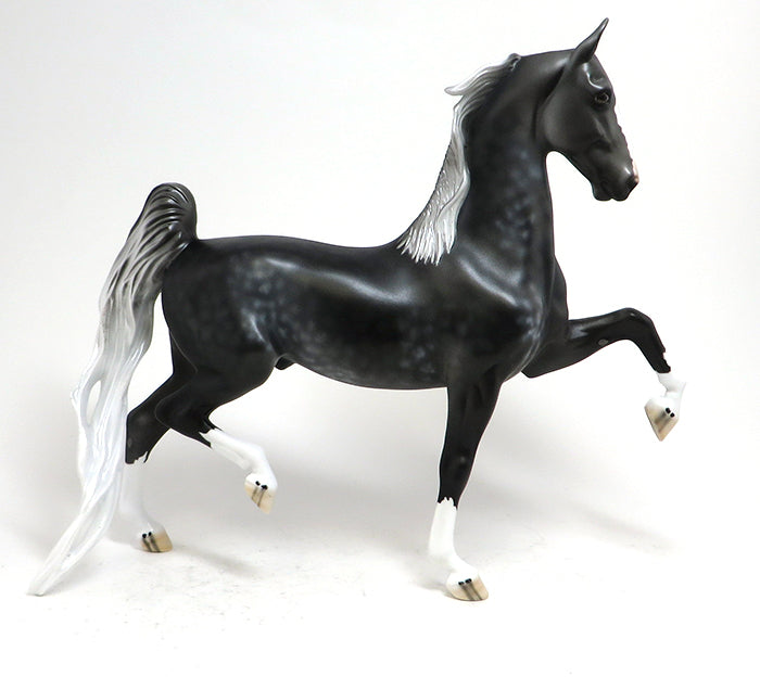 SADDLEBRED MODEL HORSE