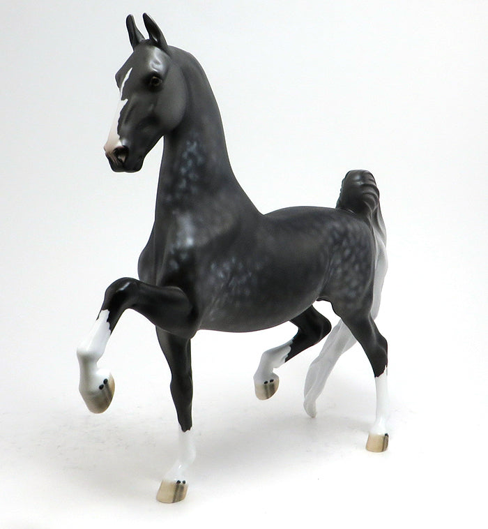 DAPPLE GREY SADDLEBRED