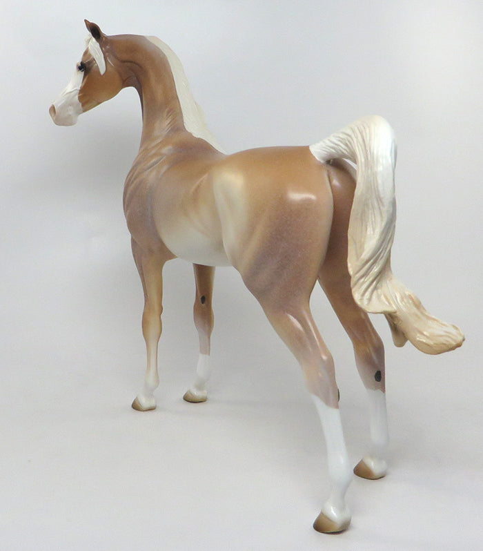 SERENGETI-OOAK CHESTNUT SABINO ARABIAN MODEL HORSE 8/18