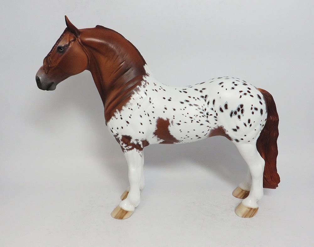 RALLY CRY-OOAK CHESTNUT PINTOLOOSA WITH BRAIDED MANE AND FORELOCK STANDING DRAFTER MODEL HORSE SUPER BOWL SALE 2018