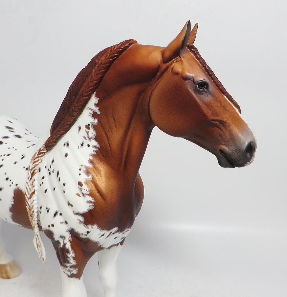 RALLY CRY-OOAK CHESTNUT PINTOLOOSA WITH BRAIDED MANE AND FORELOCK STANDING DRAFTER MODEL HORSE SUPER BOWL SALE 2018