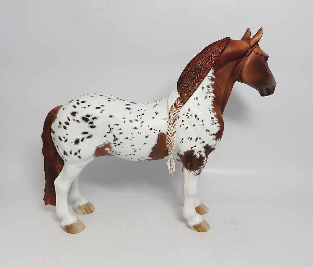 RALLY CRY-OOAK CHESTNUT PINTOLOOSA WITH BRAIDED MANE AND FORELOCK STANDING DRAFTER MODEL HORSE SUPER BOWL SALE 2018