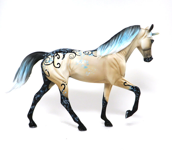 MODEL HORSE UNICORN