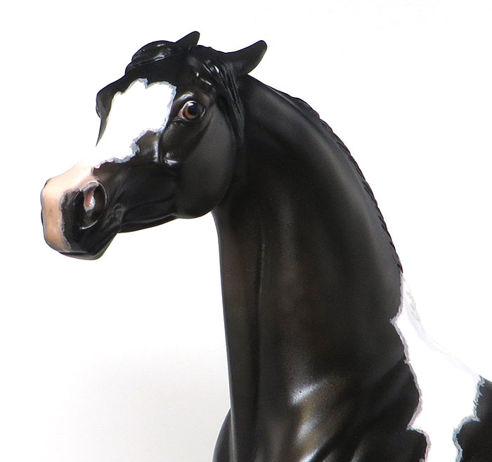 HALF CARAT - OOAK BAY PAINT ARABIAN MODEL HORSE - 10/30