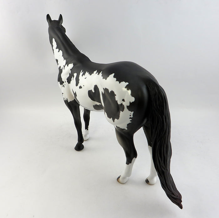 TATTER-OOAK BLACK PAINT ISH MODEL HORSE 1/20