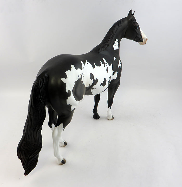 TATTER-OOAK BLACK PAINT ISH MODEL HORSE 1/20