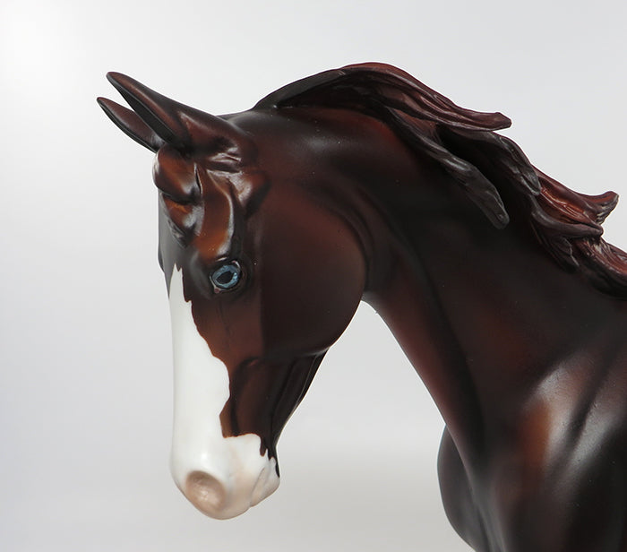 COYOTE UGLY-OOAK LIVER CHESTNUT THOROUGHBRED MODEL HORSE 8/23