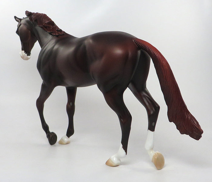 COYOTE UGLY-OOAK LIVER CHESTNUT THOROUGHBRED MODEL HORSE 8/23