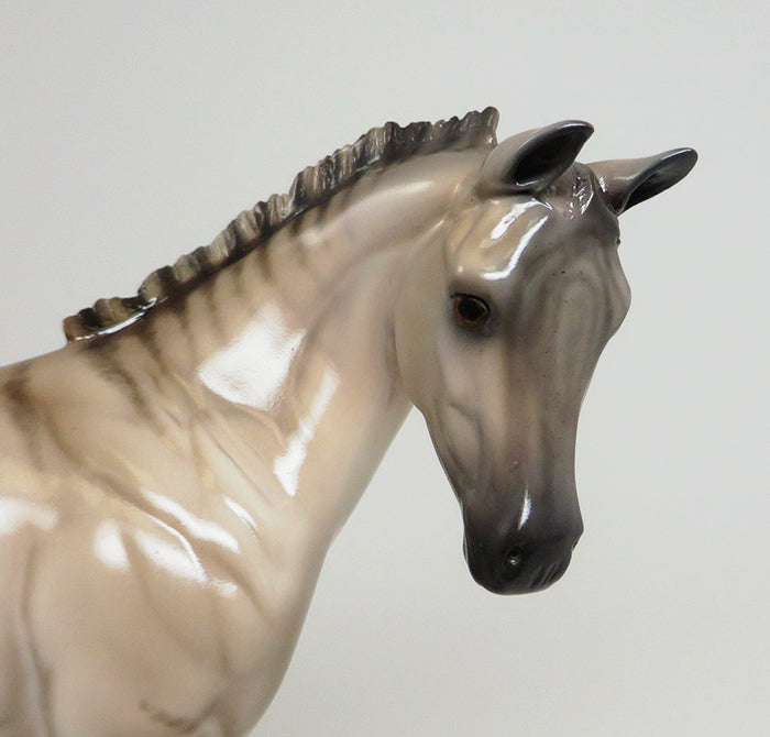 SHERYL LEISURE Horse