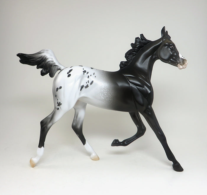 yearling model horse 