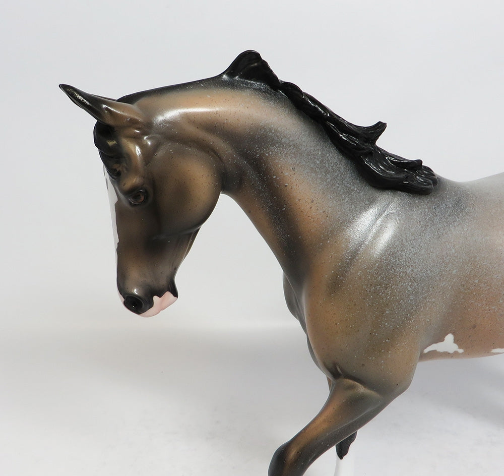 HANSON-LE-4 ROAN PAINT THOROUGHBRED MODEL HORSE BY DAWN QUICK SUPER BOWL 2018