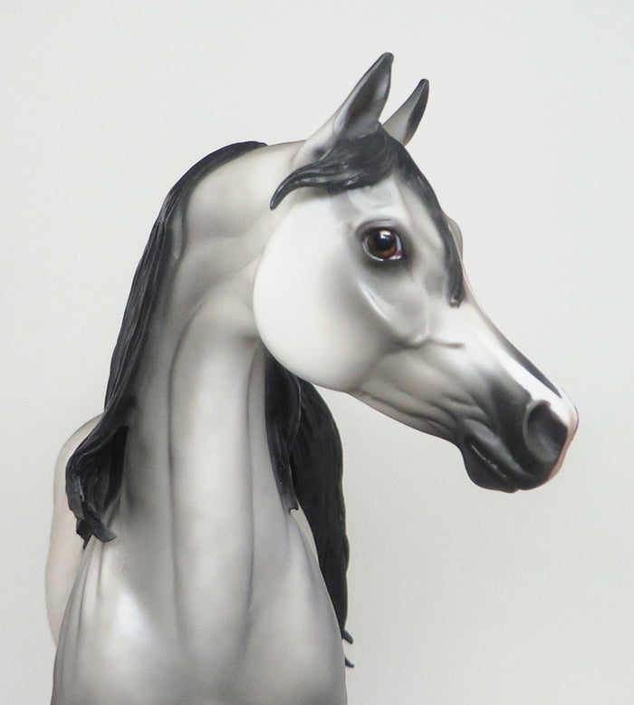 GREY MODEL HORSE