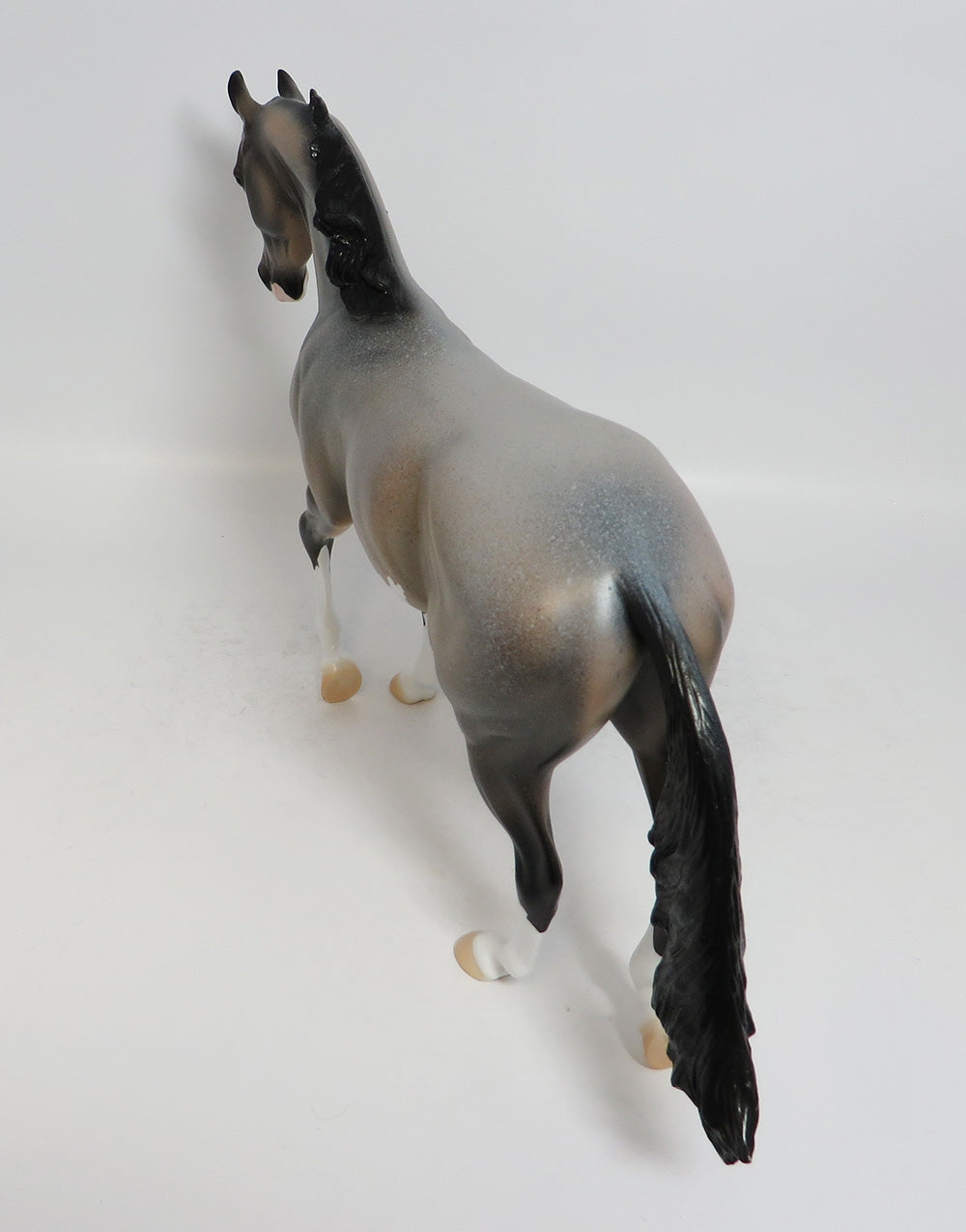 HANSON-LE-4 ROAN PAINT THOROUGHBRED MODEL HORSE BY DAWN QUICK SUPER BOWL 2018