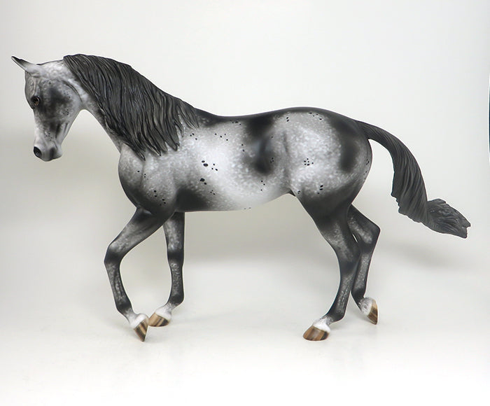 Thoroughbred Model Horse