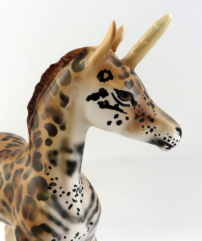 FULI-OOAK LEOPARD  UNICORN FOAL MODEL HORSE BY DAWN QUICK 1/20