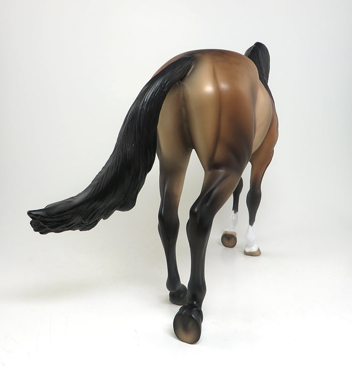 BUCKSKIN THOROUGHBRED 