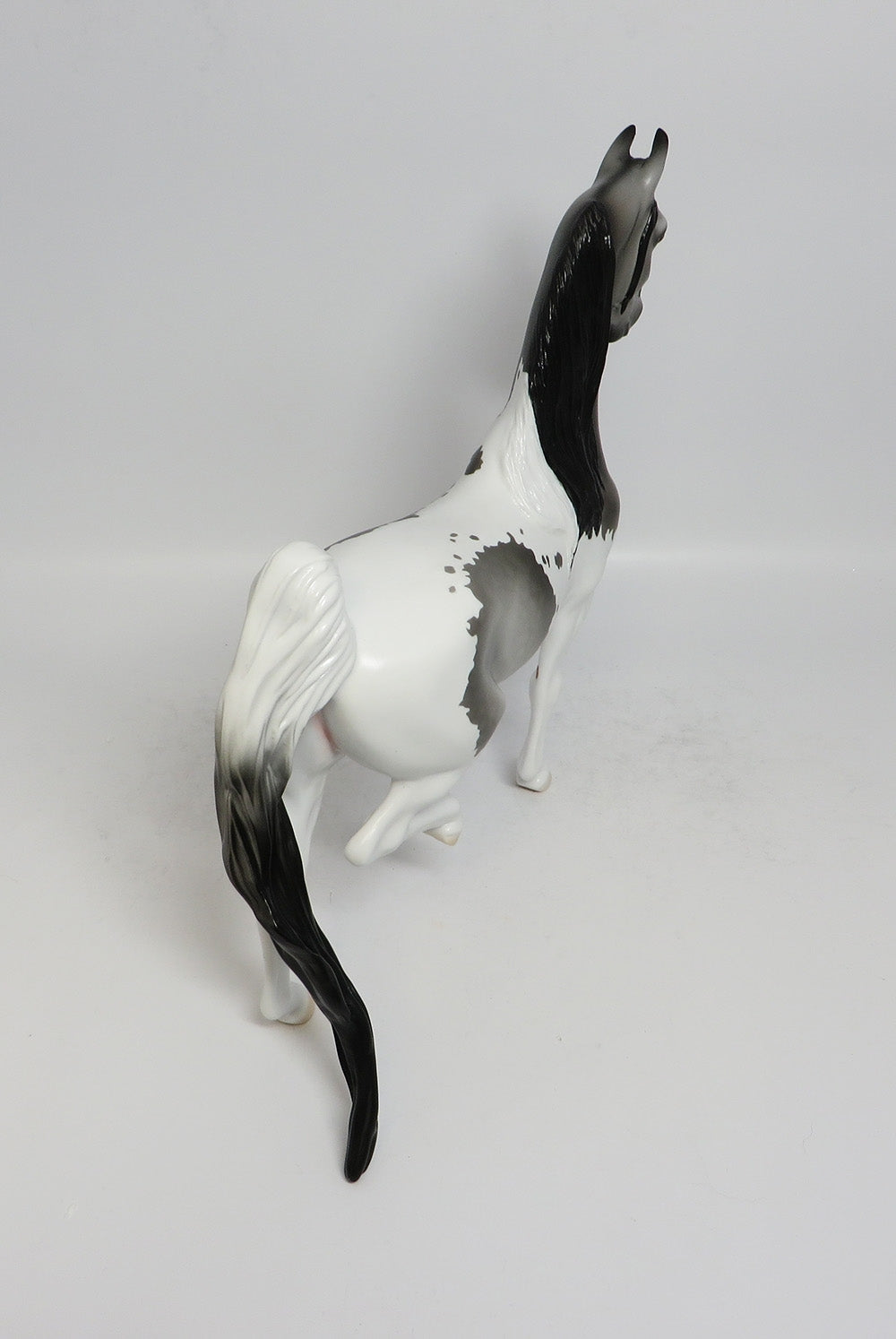 NIVEN-LE-4 GREY PAINT SADDLE BRED MODEL HORSE SUPER BOWL SALE 2018