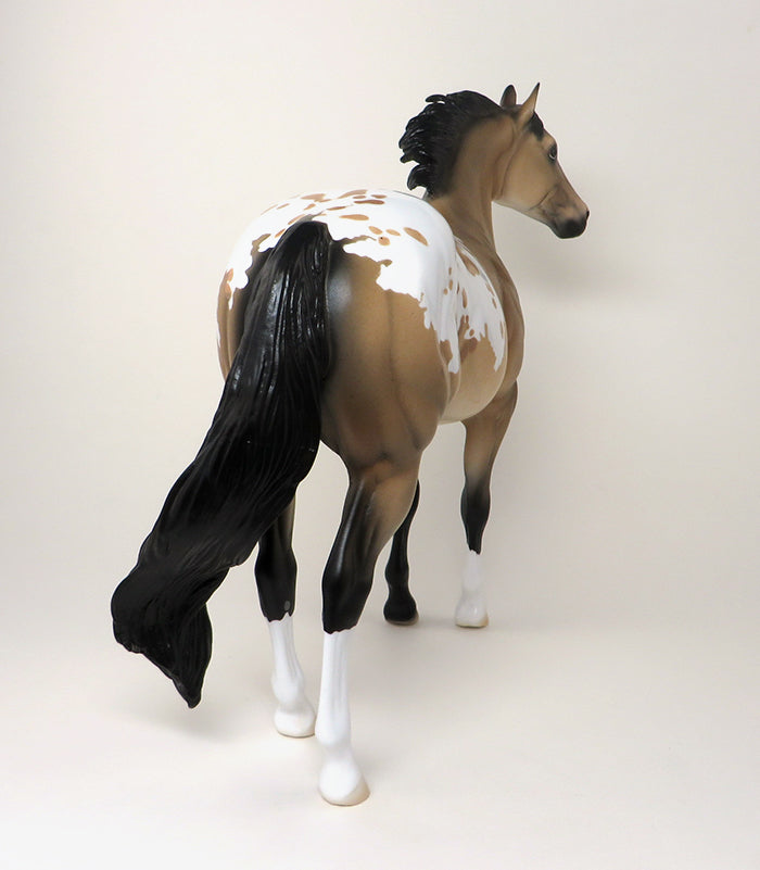 APPALOOSA MODEL HORSE