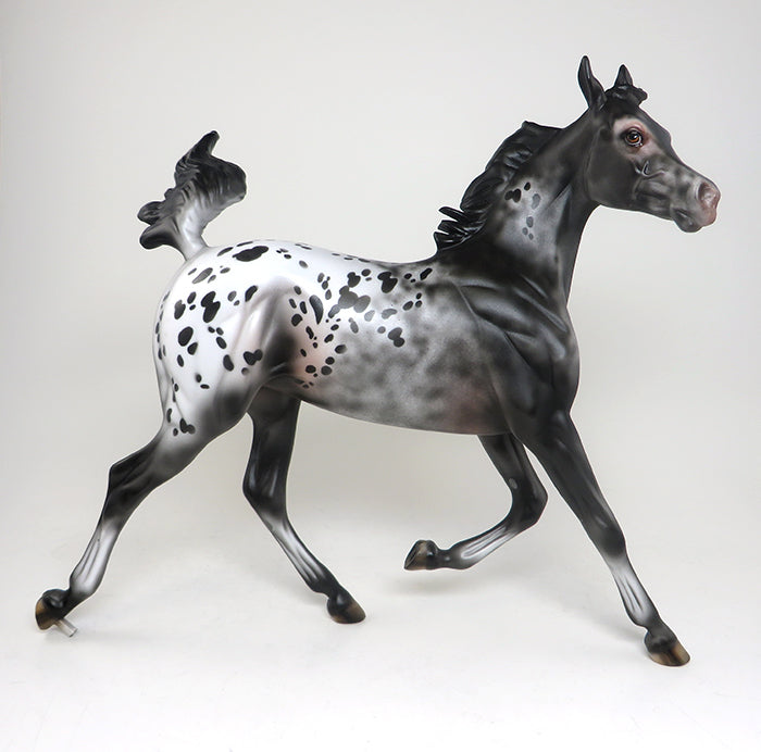 yearling model horse