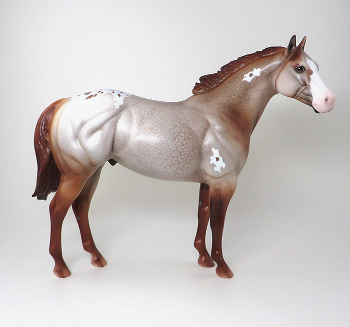 LIMITED EDITION MODEL HORSE