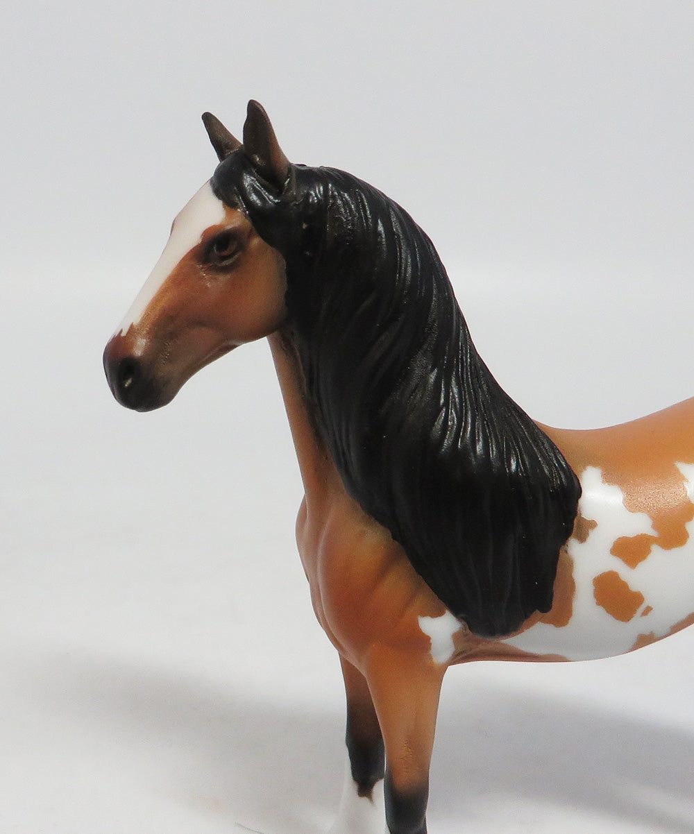 ITS A TYE-OOAK BUCKSKIN PAINT STANDING DRAFTER CHIP MODEL HORSE SUPER BOWL SALE 2018