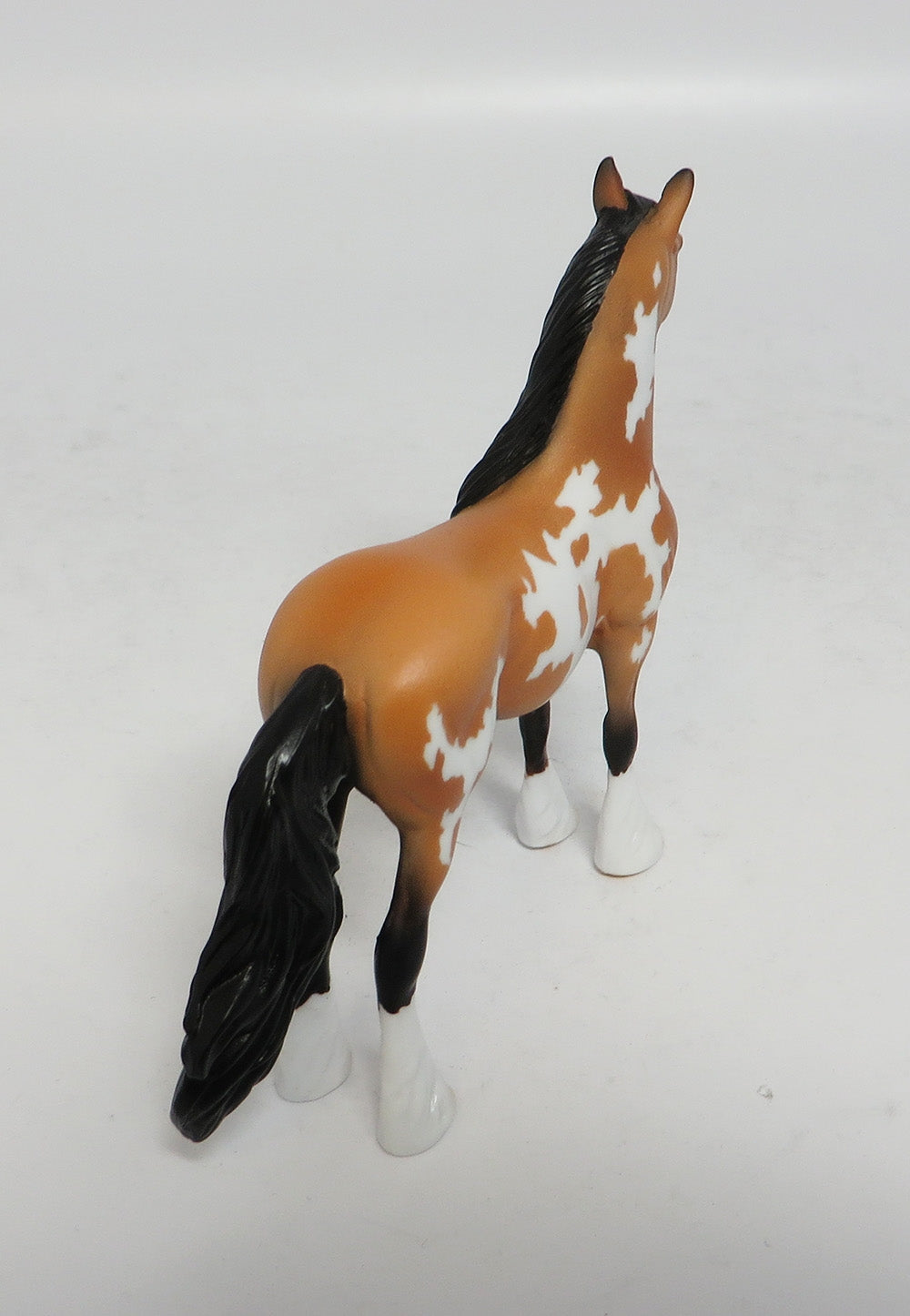 ITS A TYE-OOAK BUCKSKIN PAINT STANDING DRAFTER CHIP MODEL HORSE SUPER BOWL SALE 2018