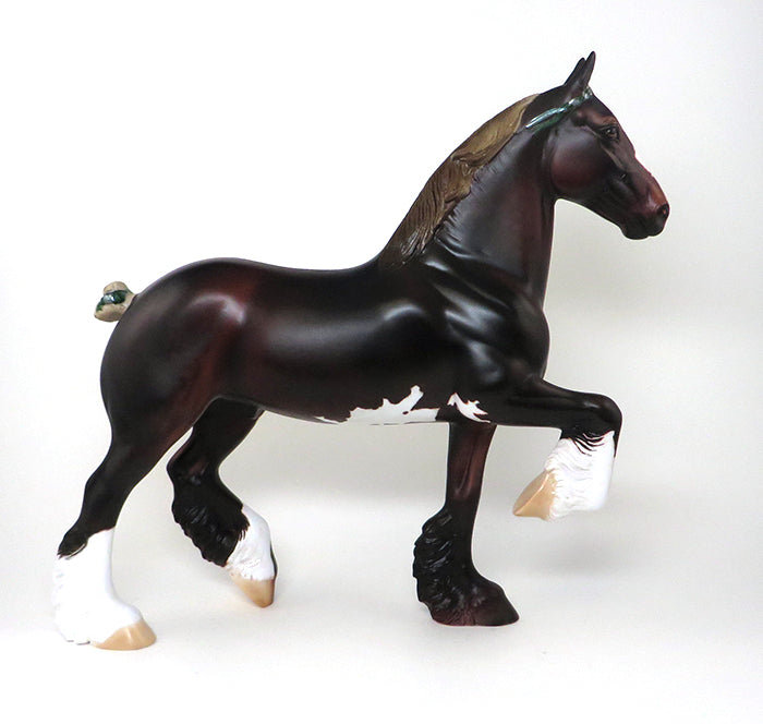 DRAFTER MODEL HORSE