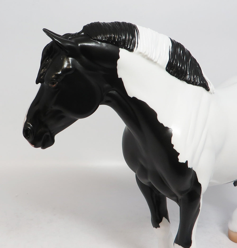 P!NKY-LE-14 BLACK AND WHITE PAINT BUNNY SUPER BOWL SALE 2018