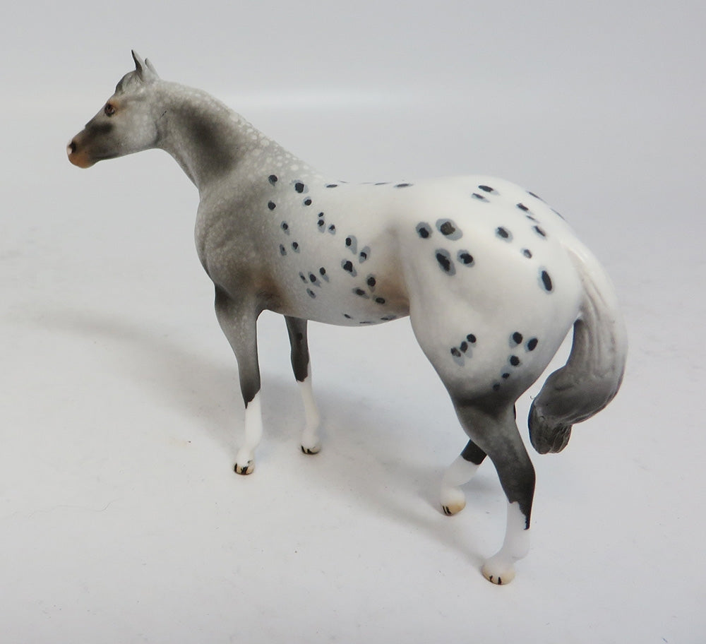 MINI ME EIGHT BALL - LE6 GREY APPALOOSA STOCK CHIP MODEL HORSE SUPER BOWL SALE 2018