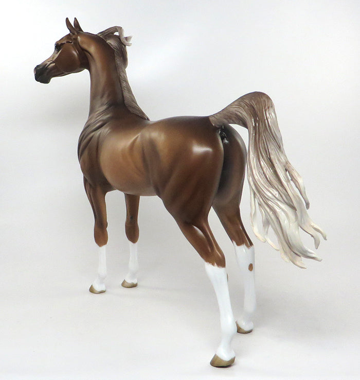 SORCEY-OOAK CHESTNUT ARABIAN MODEL HORSE BY SHERYL LEISURE 8/26
