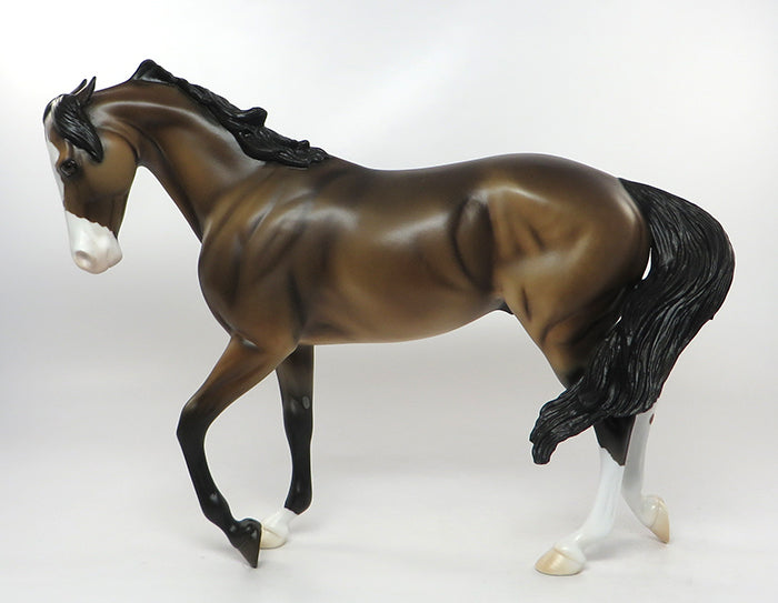 dance away model horse 