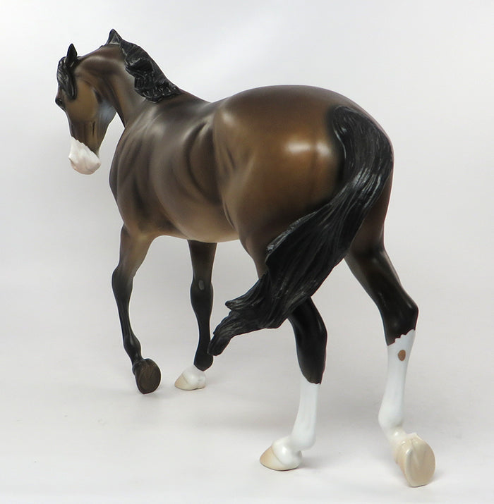 DANCE AWAY-OOAK BUCKSKIN PINNED EAR THOROUGHBRED MODEL HORSE 8/29
