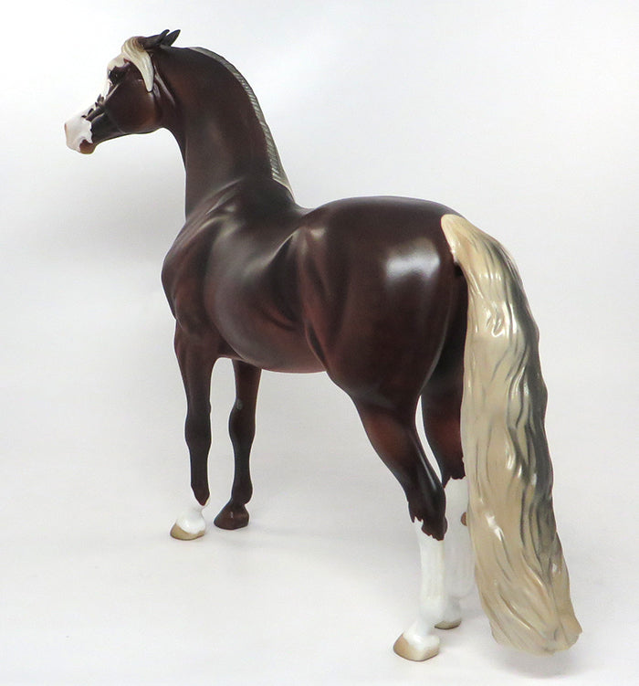 POSEY-OOAK SILVER BAY MORGAN MODEL HORSE 8/30
