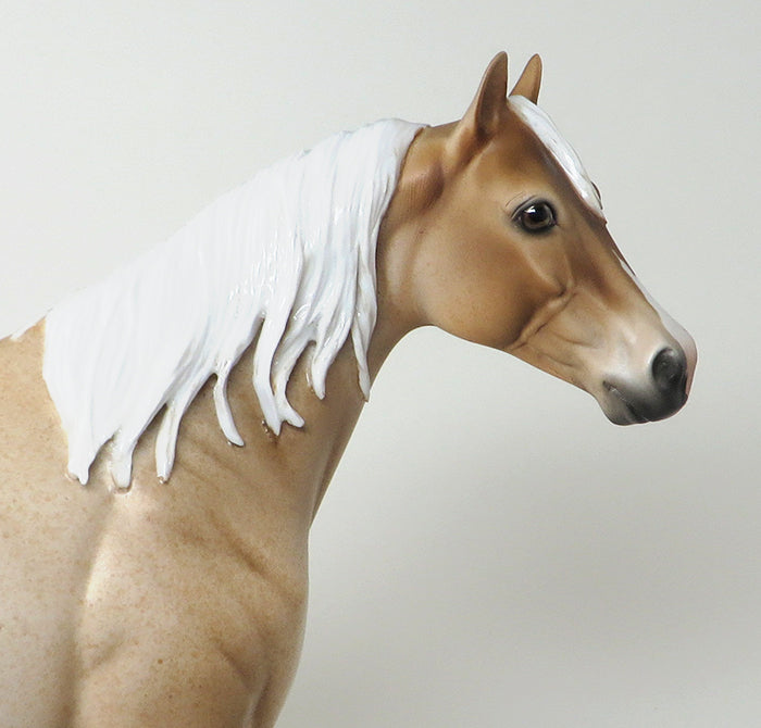 ISH MODEL HORSE