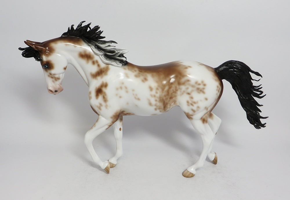 GREAT LESLIE-OOAK BAY SOBINO THOROUGHBRED MODEL HORSE BY SHERYL LEISURE